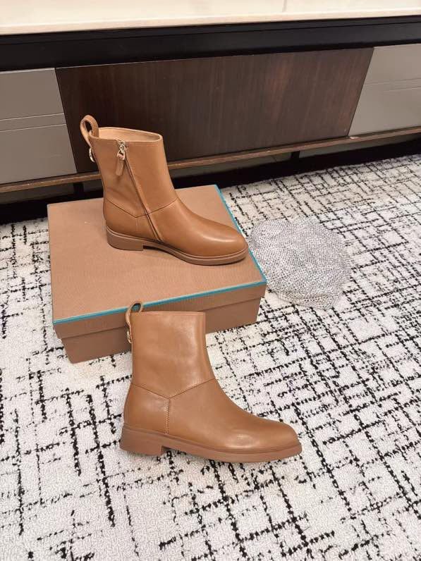 Boots leather women's фото 6