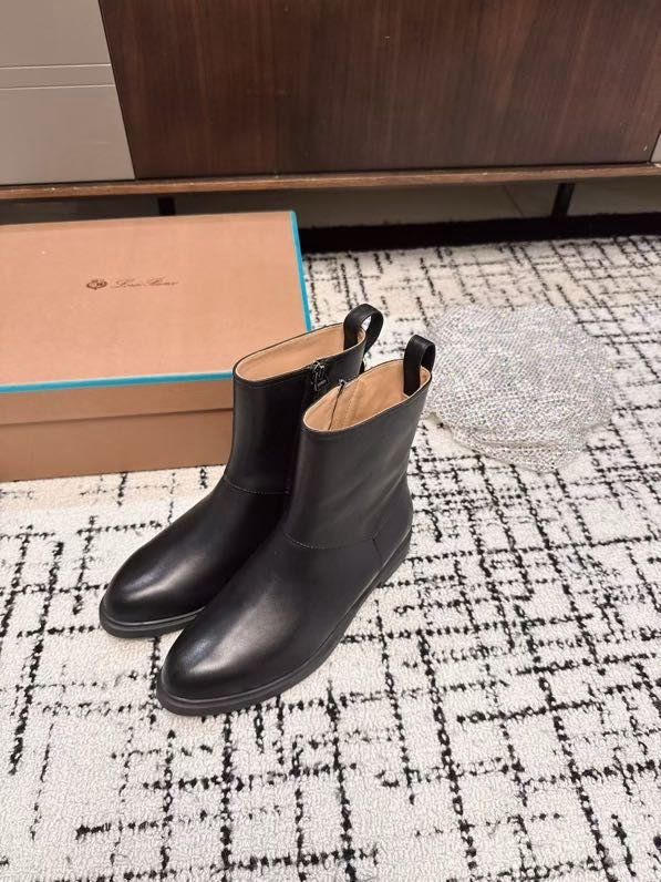 Boots leather women's фото 6