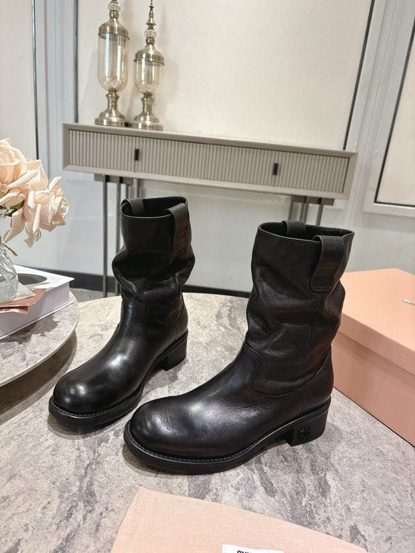 Boots leather women's фото 6