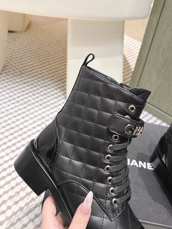 Boots leather women's фото 6