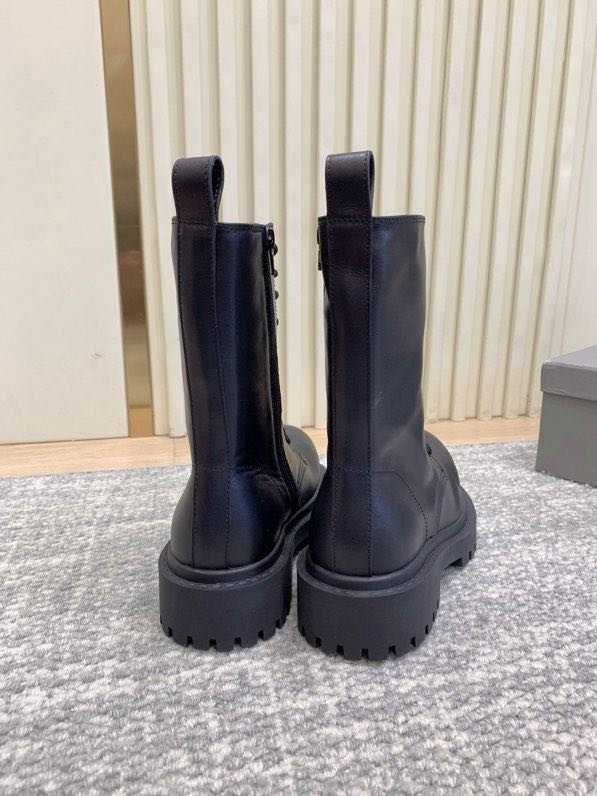 Ботинки кожаные женские фото 6