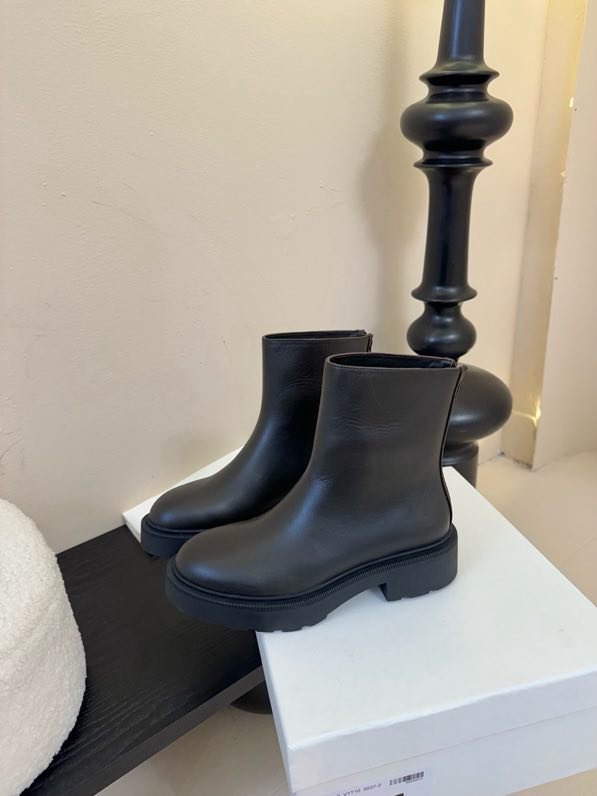 Ботинки кожаные женские фото 7