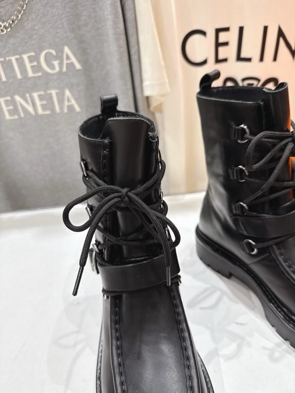 Boots leather women's фото 7