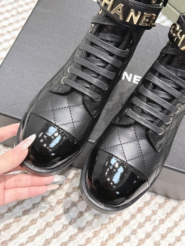 Boots leather women's фото 7