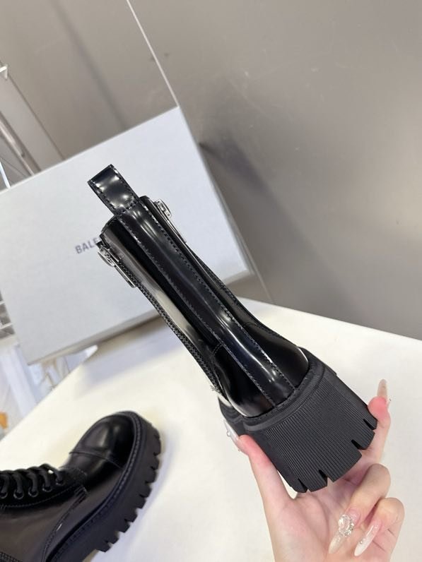 Boots leather women's фото 8