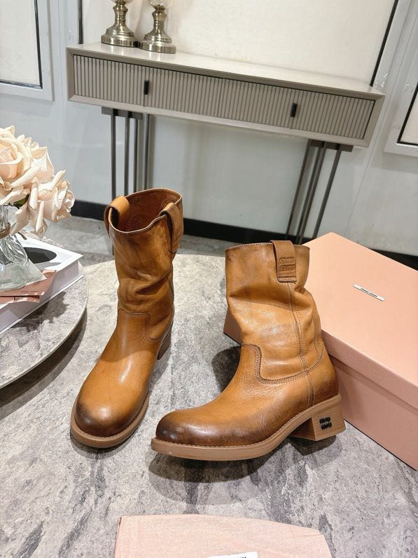 Boots leather women's фото 8