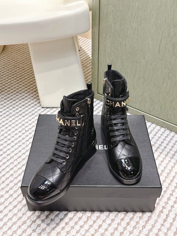 Boots leather women's фото 8