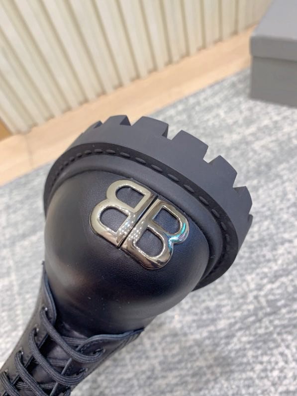 Ботинки кожаные женские фото 8