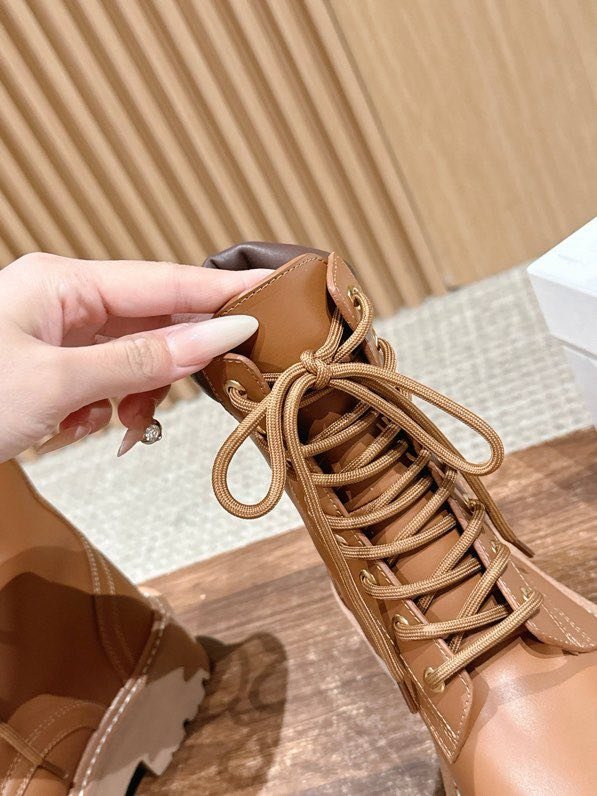 Ботинки кожаные женские фото 9