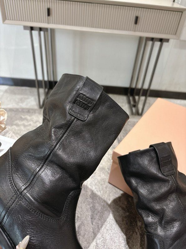 Boots leather women's фото 9