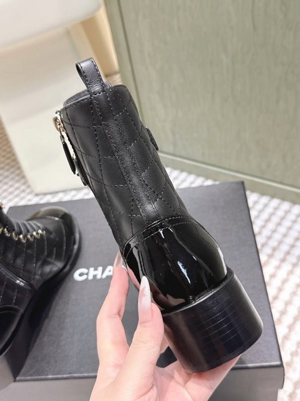 Boots leather women's фото 9