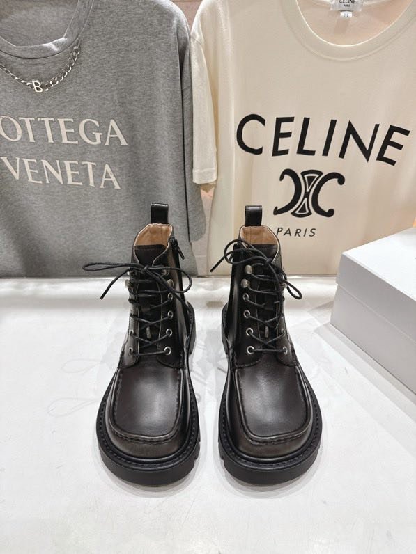 Boots Martin women's