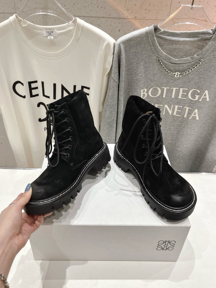 Boots Martin winter women's on fur фото 3