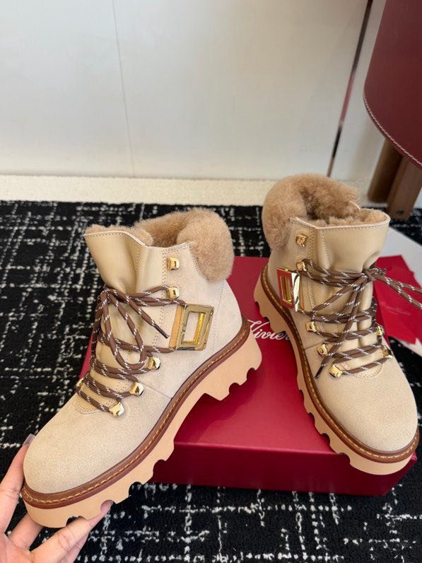 Ботинки меховые фото 3