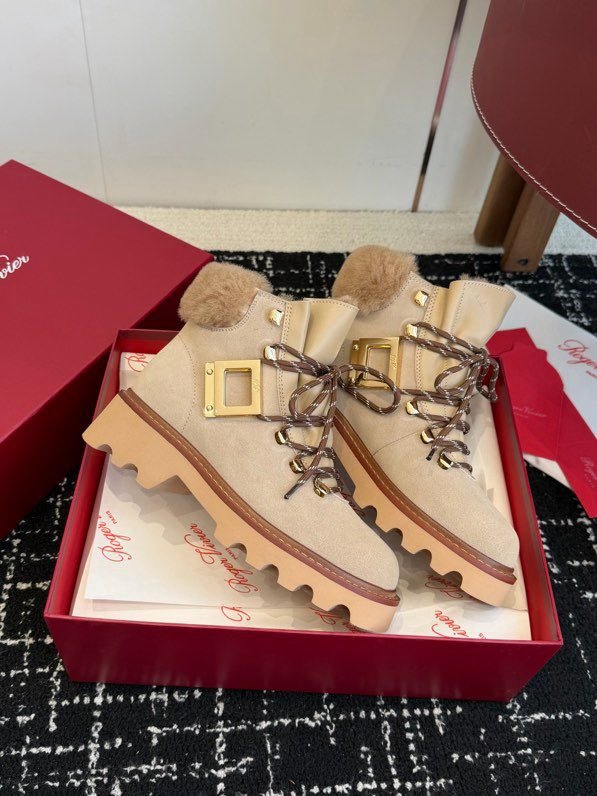 Ботинки меховые фото 4