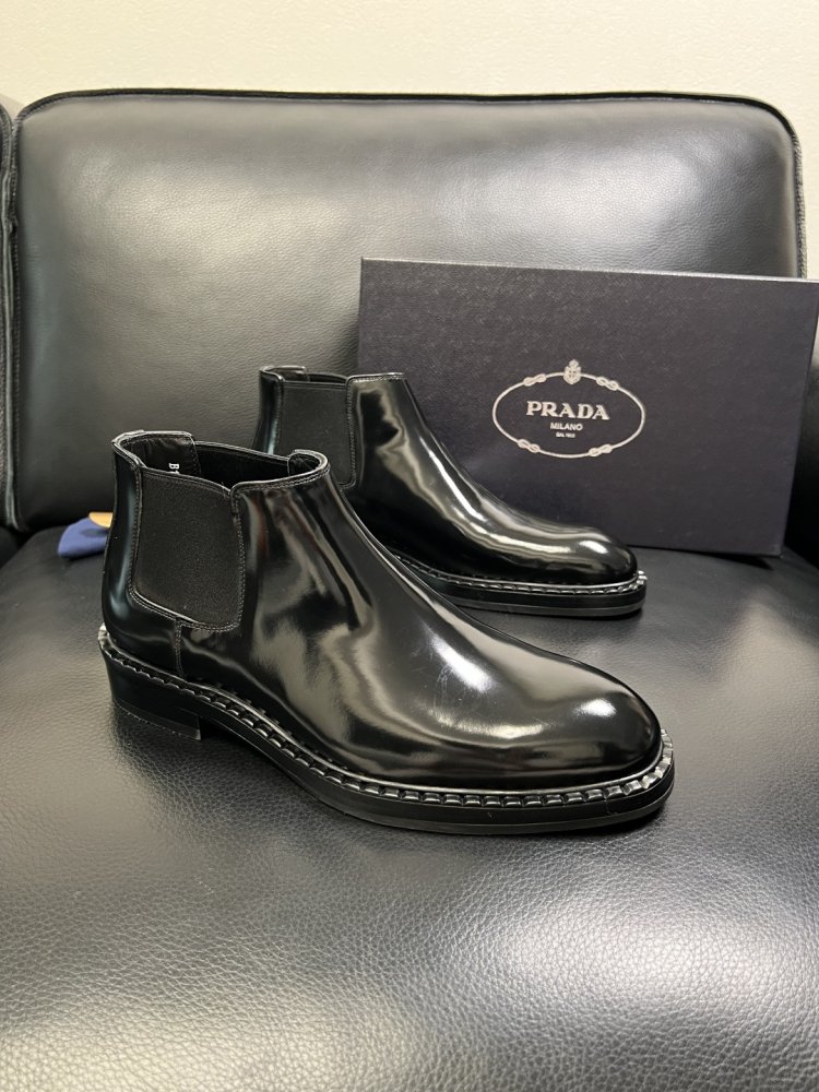 Черевики чоловічі челсі шкіряні лакові з гумкою