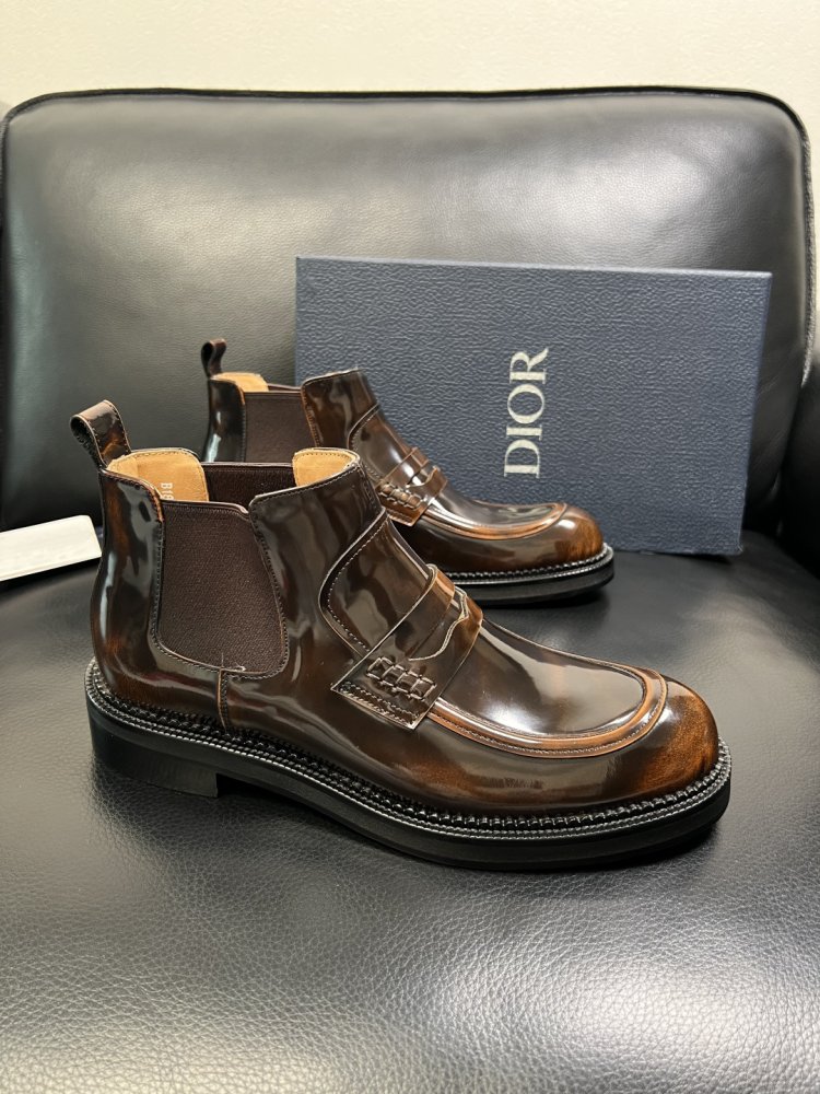 Ботинки мужские челси кожаные лаковые с резинкой