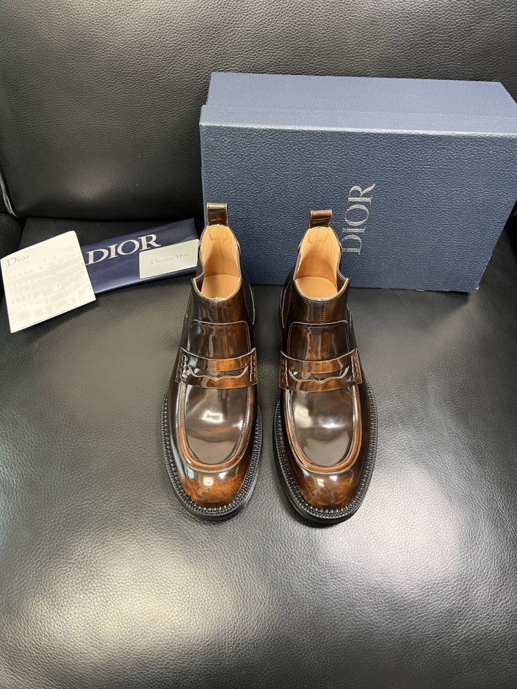 Ботинки мужские челси кожаные лаковые с резинкой фото 3