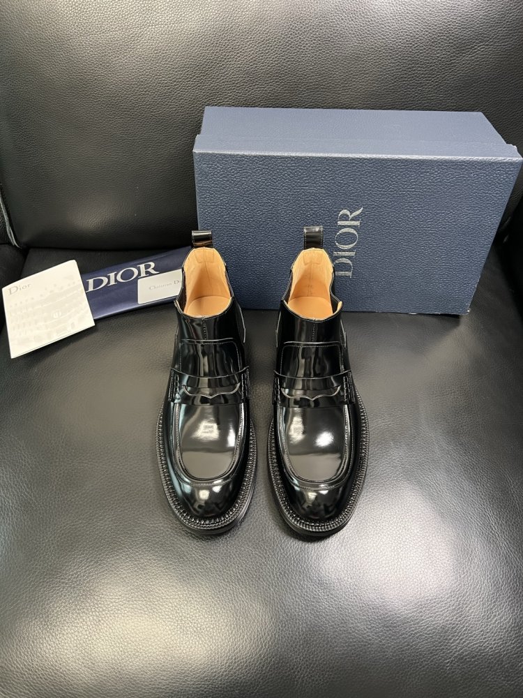 Ботинки мужские челси кожаные лаковые с резинкой фото 3