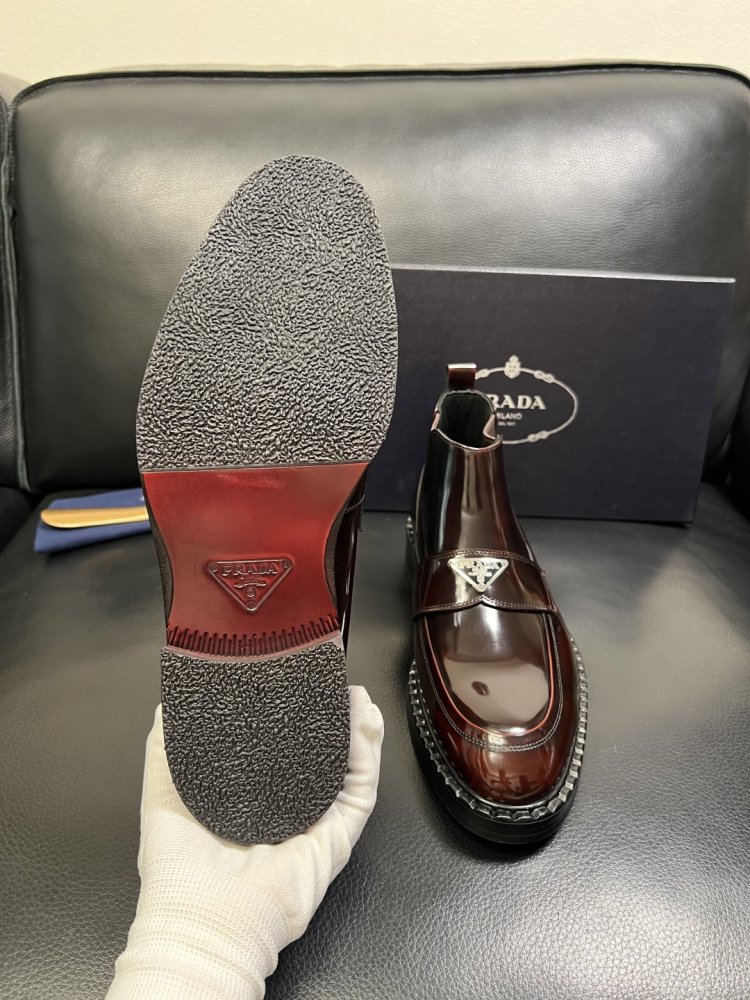 Черевики чоловічі челсі шкіряні лакові з гумкою фото 9