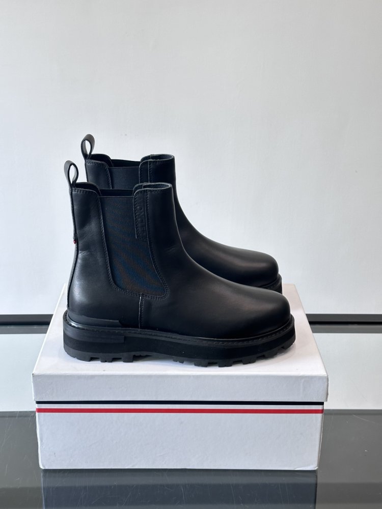 Черевики чоловічі челсі замшеві з гумкою