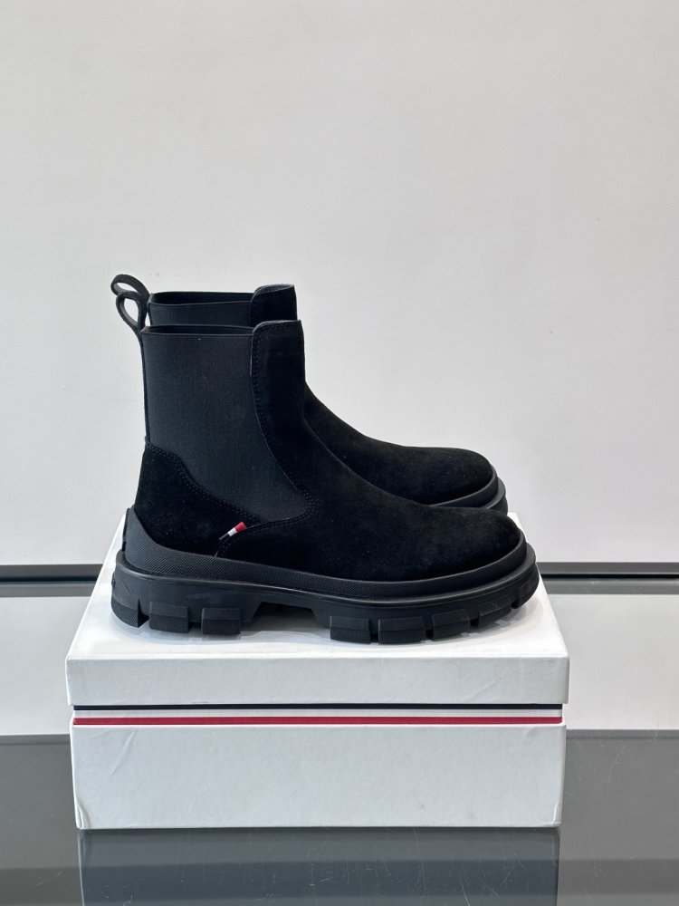 Ботинки мужские челси замшевые с резинкой