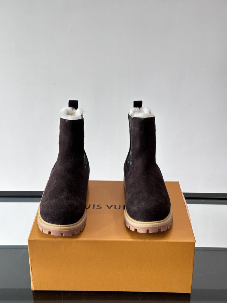 Черевики чоловічі челсі зимові замшеві з хутром фото 2