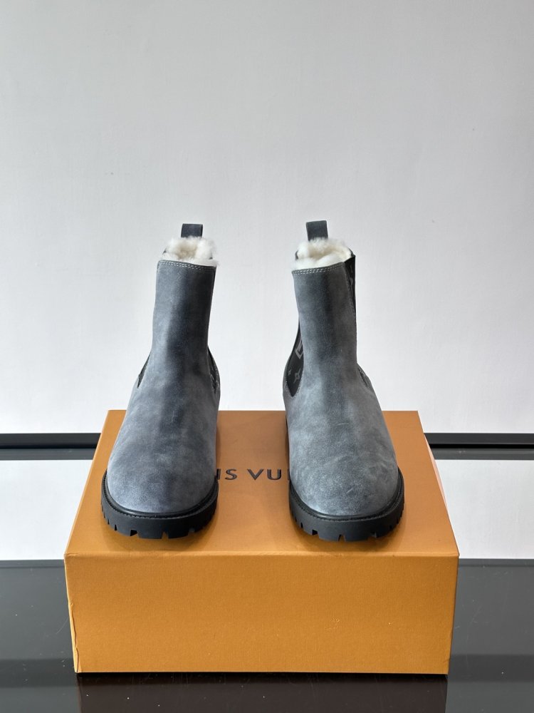 Boots men's chelsea winter suede from fur фото 2