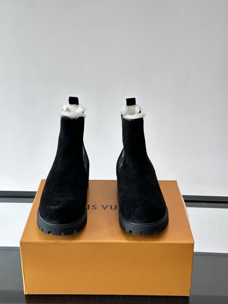 Черевики чоловічі челсі зимові замшеві з хутром фото 2