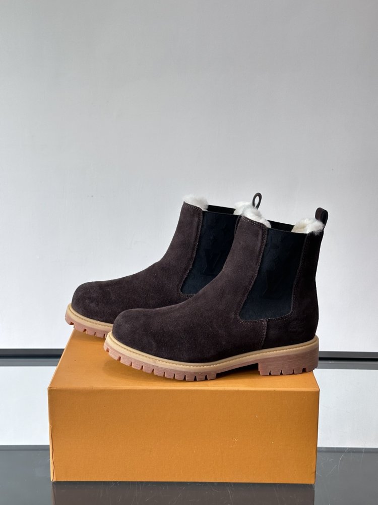 Черевики чоловічі челсі зимові замшеві з хутром фото 3