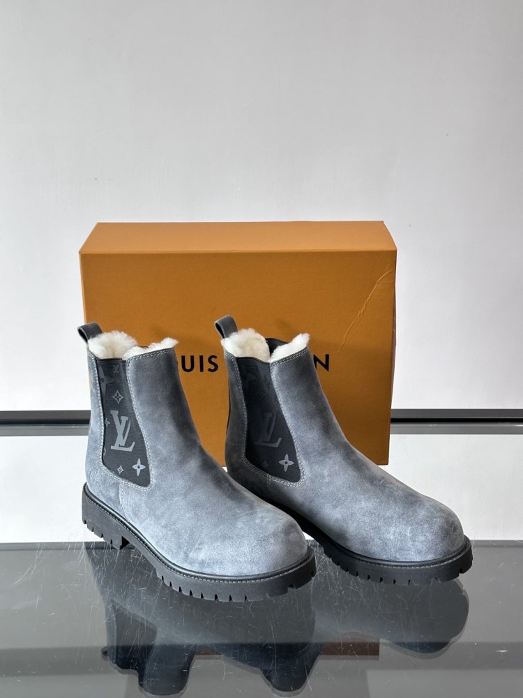 Boots men's chelsea winter suede from fur фото 5