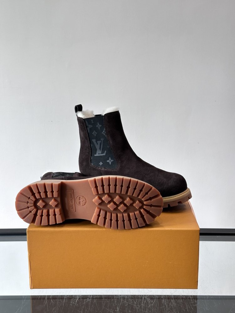 Черевики чоловічі челсі зимові замшеві з хутром фото 9