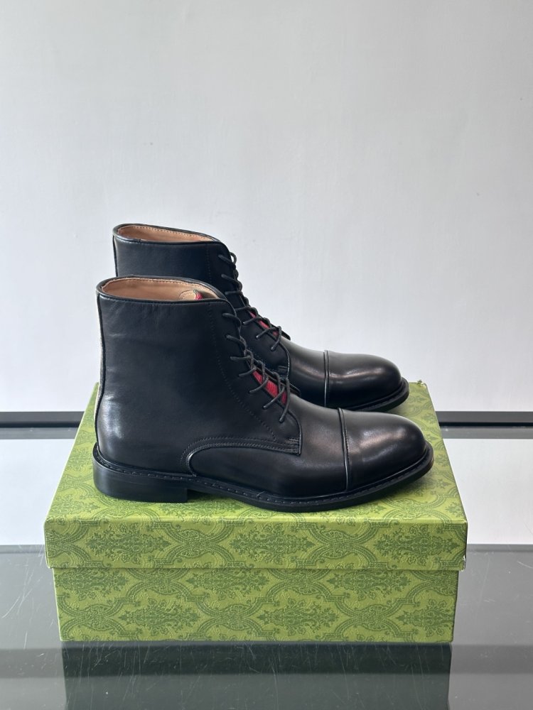 Черевики чоловічі шкіряні на шнурівці