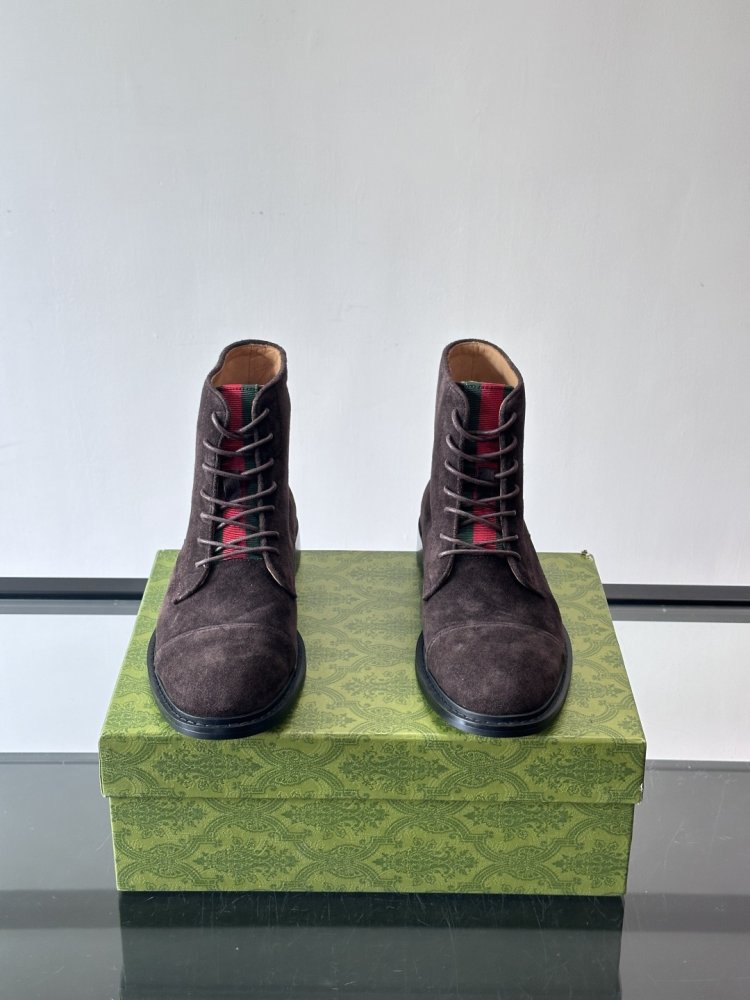 Ботинки мужские замшевые на шнуровке фото 2