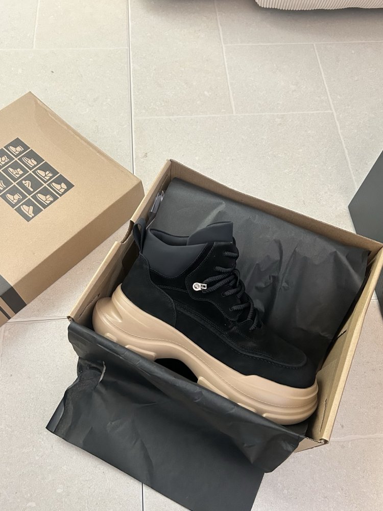 Ботинки мужские