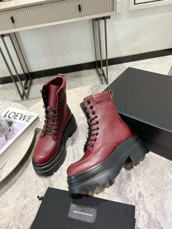 Ботинки на платформе с толстой подошвой