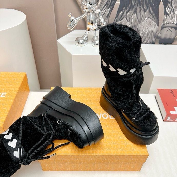 Boots on platform with lacing фото 8