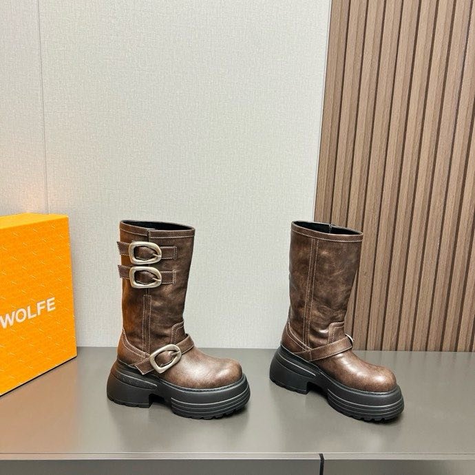 Boots on platform фото 3