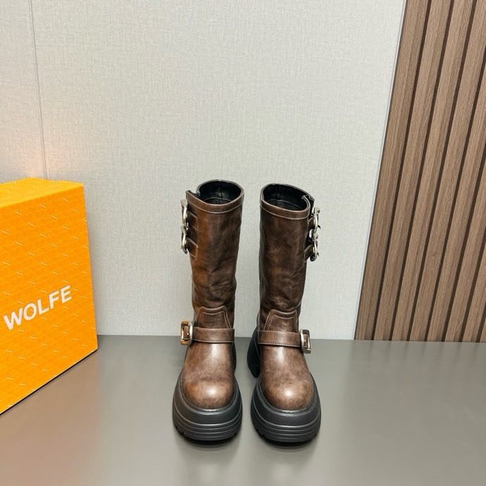 Boots on platform фото 5