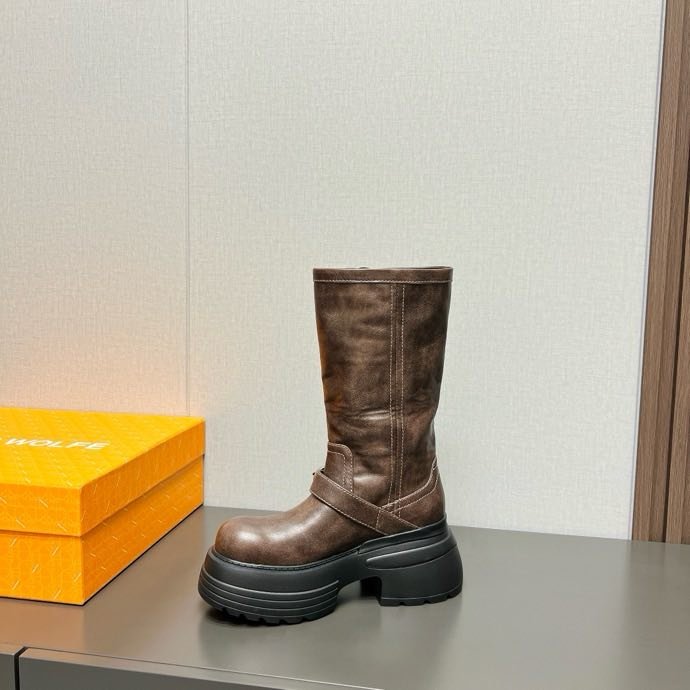 Boots on platform фото 8