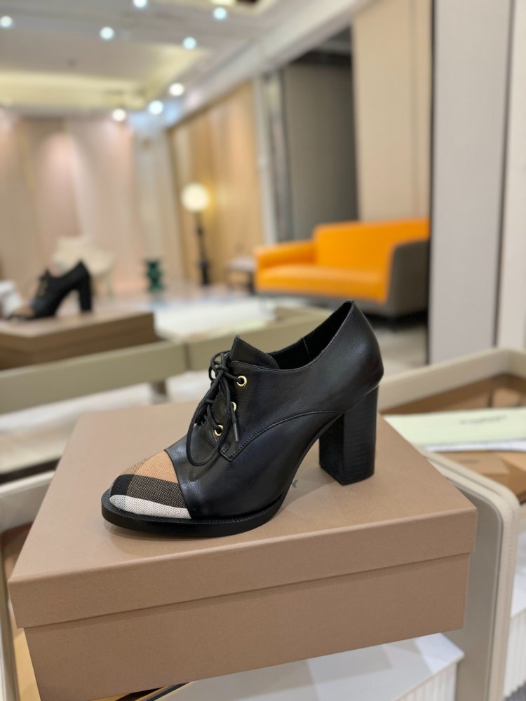 Boots on high heel women's