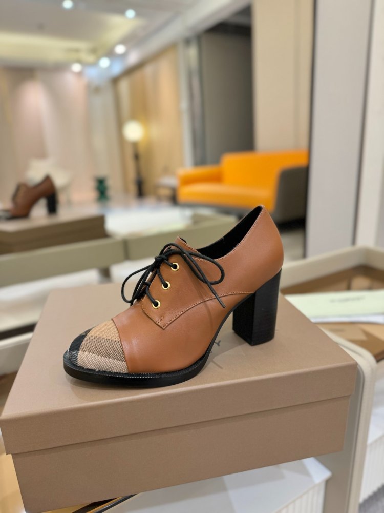 Boots on high heel women's