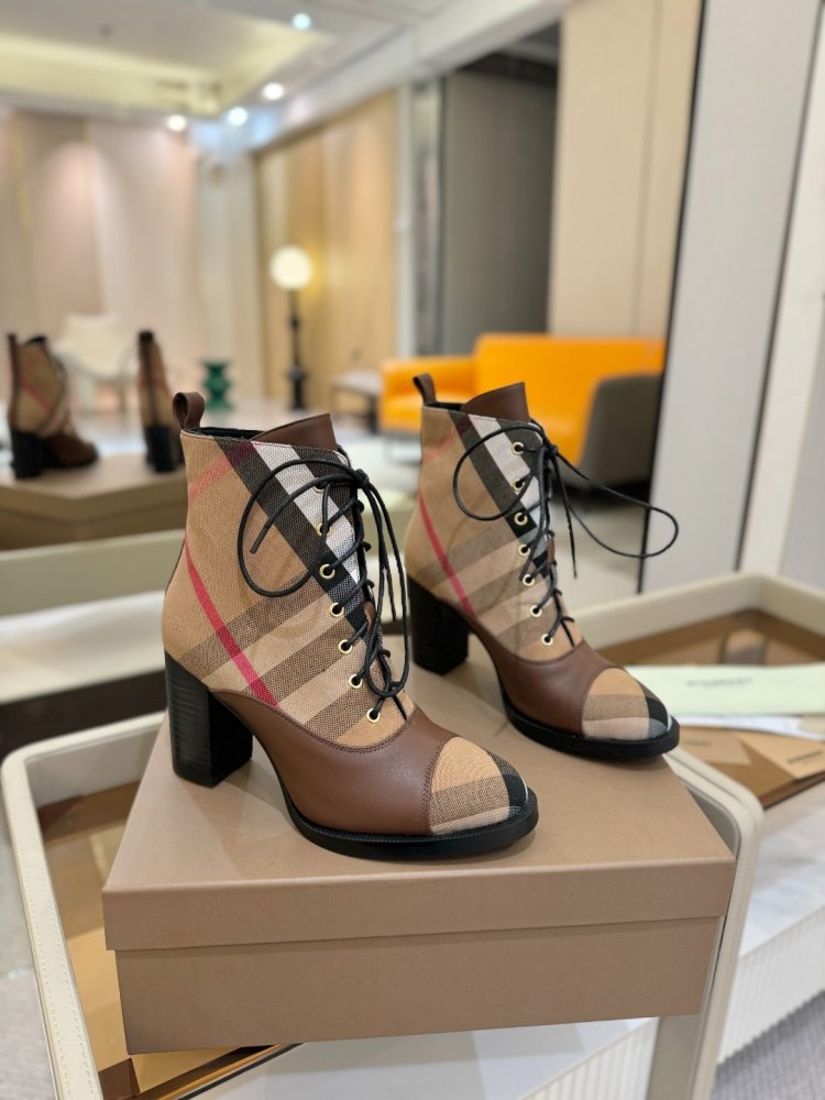 Boots on high heel women's фото 2