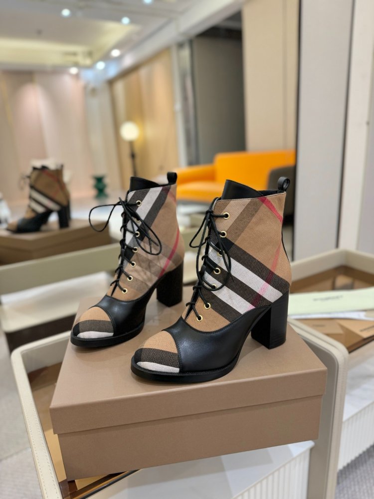 Boots on high heel women's фото 3