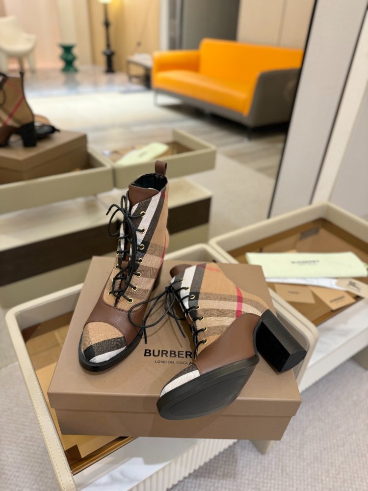 Boots on high heel women's фото 5