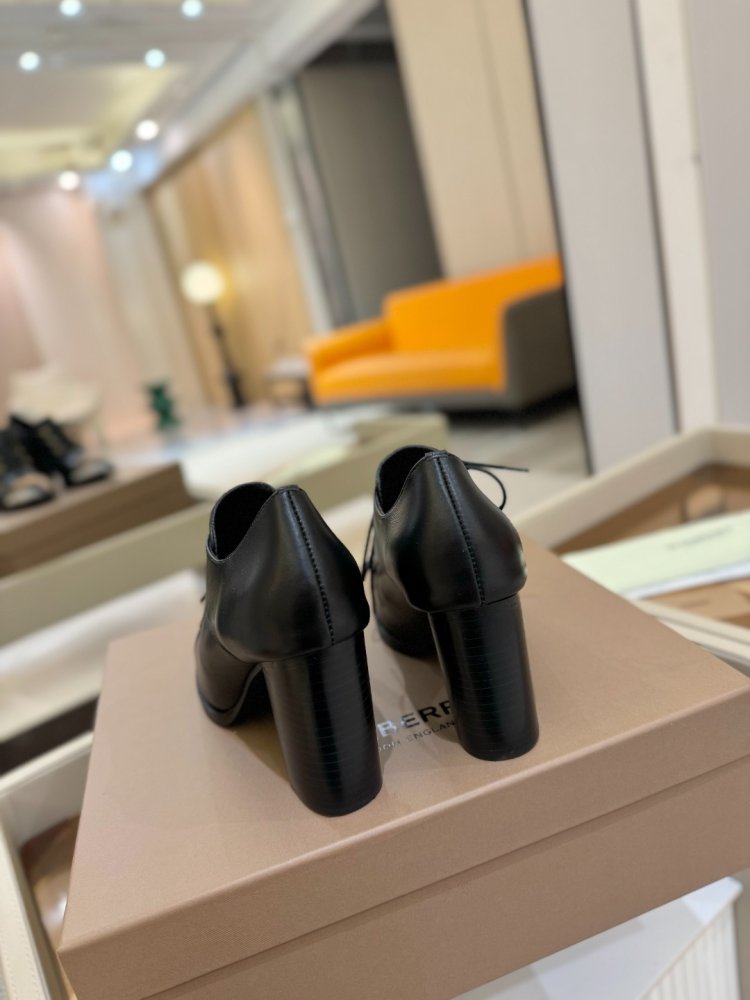 Boots on high heel women's фото 5