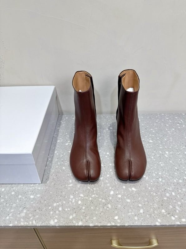 Черевики Tabi шкіряні з роздвоєним носком