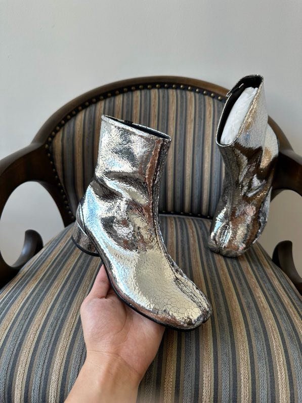 Ботинки Tabi кожаные с раздвоенным носком