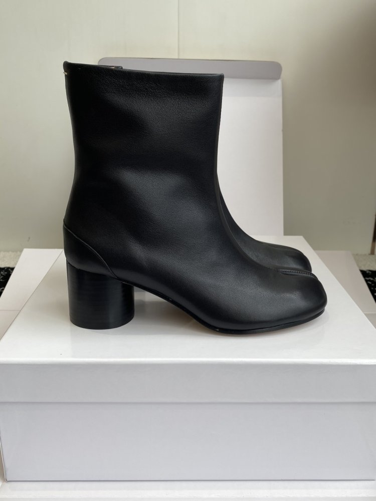 Ботинки Tabi кожаные с раздвоенным носком фото 2