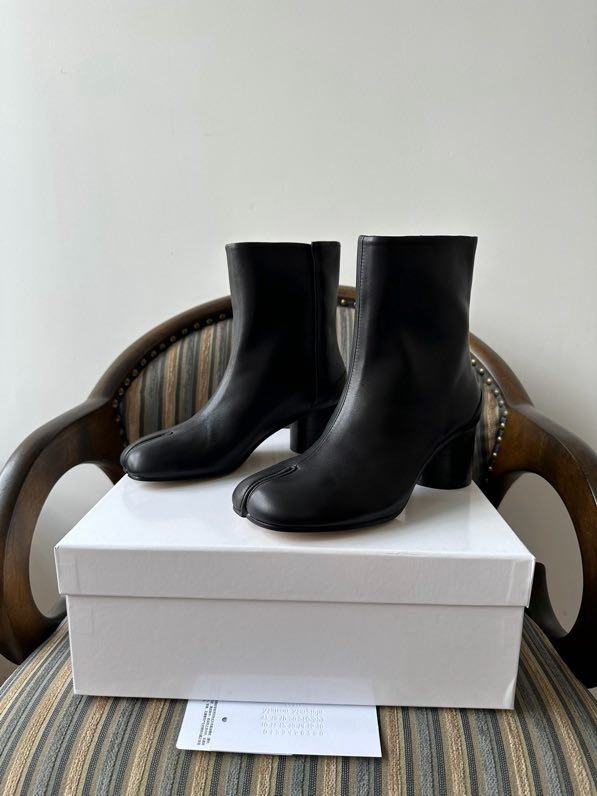 Ботинки Tabi кожаные с раздвоенным носком фото 2